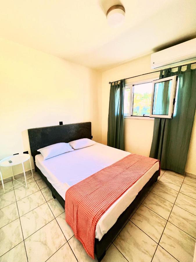 Kalamata Garden Suite Zewnętrze zdjęcie