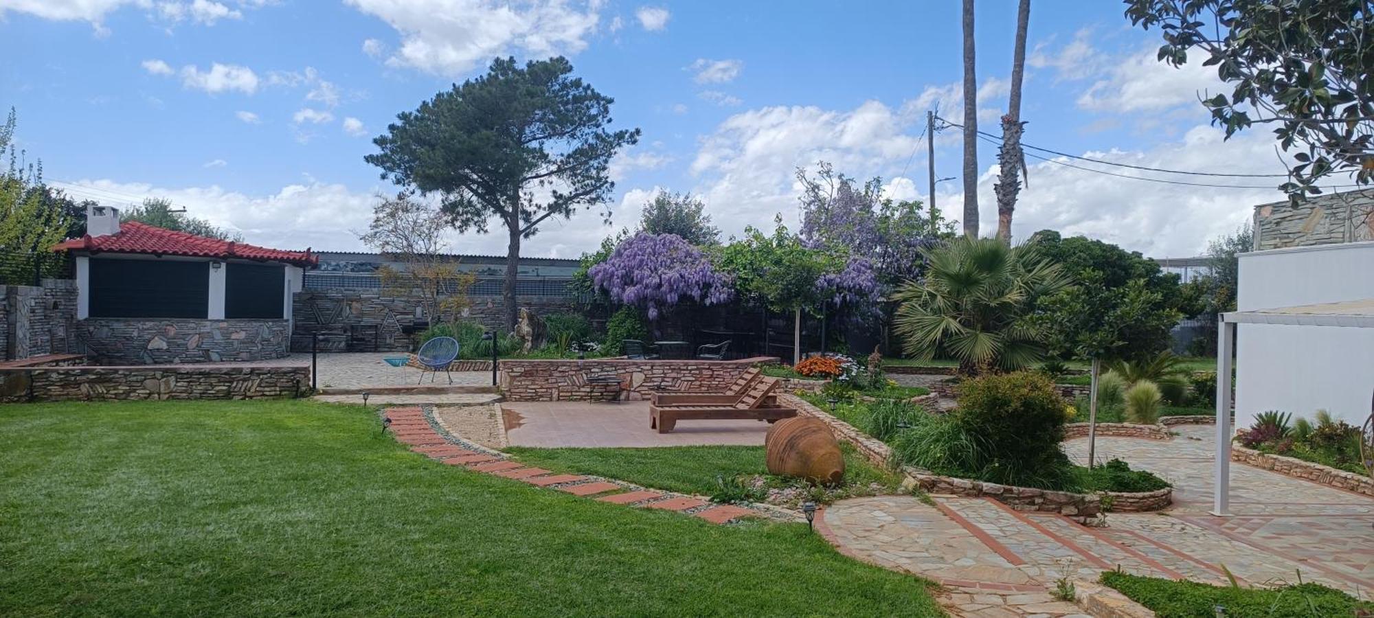 Kalamata Garden Suite Zewnętrze zdjęcie